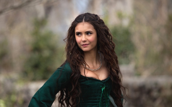 Nina Dobrev
